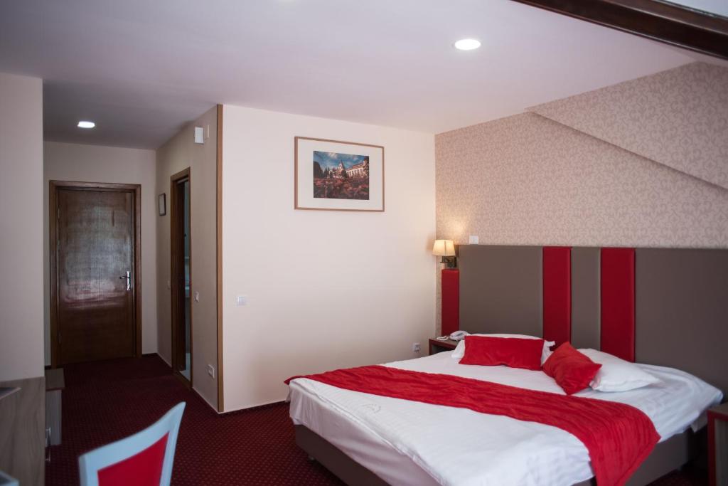 Двухместный (Двухместный номер с 1 кроватью) отеля Hotel Marea Neagra, Синая