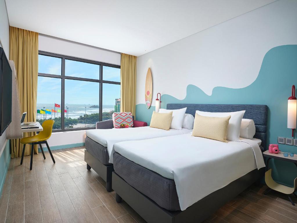 Двухместный (Улучшенный двухместный номер с 2 отдельными кроватями и видом на море) отеля ibis Styles Vung Tau, Вунгтау