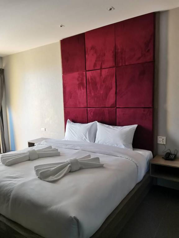 Двухместный (Стандартный двухместный номер с 1 кроватью) отеля Yamin Seaview Hotel, Пхукет