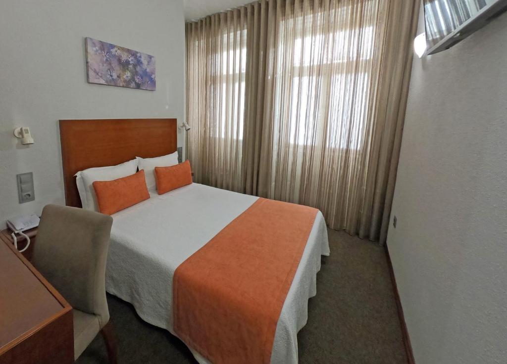 Двухместный (Двухместный номер с 1 кроватью) отеля Lusitana Hotel, Порту