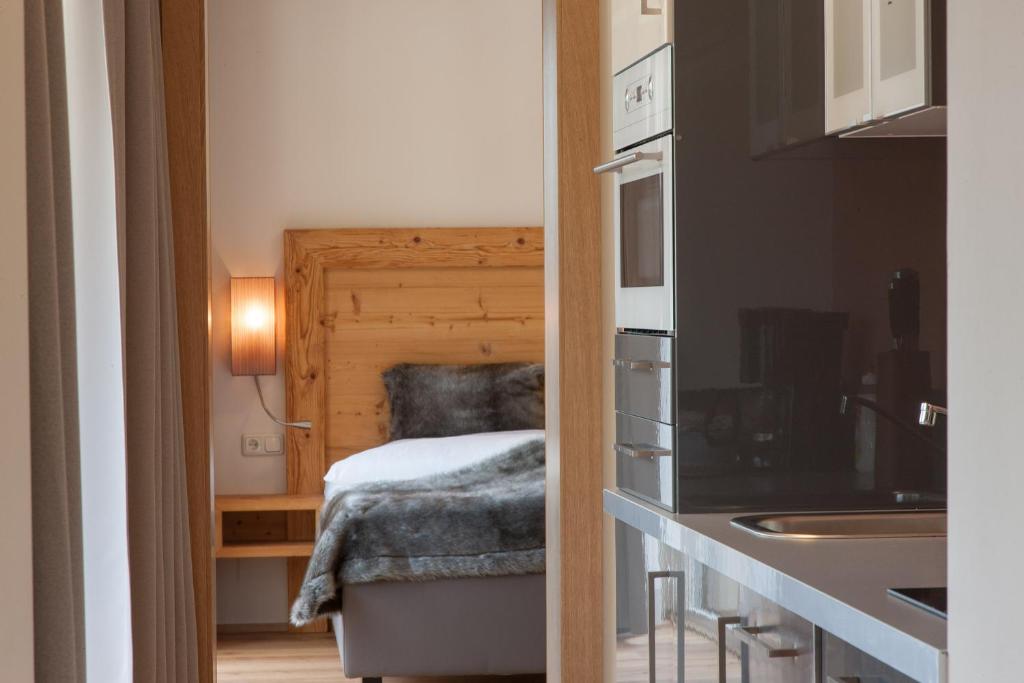 Апартаменты (Улучшенные апартаменты с 1 спальней) отеля Hotel Garni Berghof, Визинг