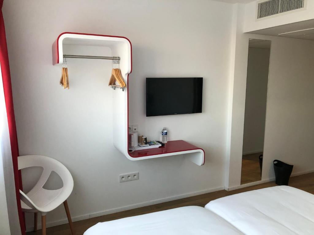 Апартаменты (Three-Bedroom Family Duplex), Citotel Hotel Pax