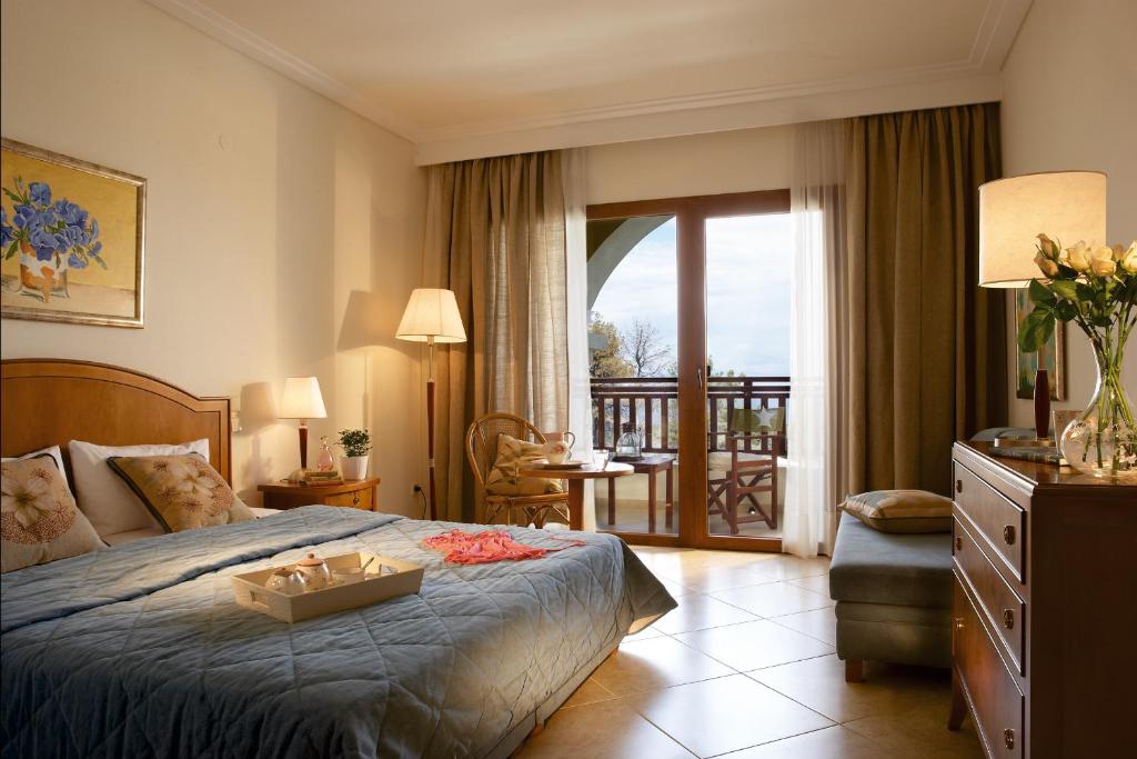 Двухместный (Двухместный номер с 1 кроватью с видом на море) курортного отеля Aegean Melathron Thalasso Spa Hotel, Калифея
