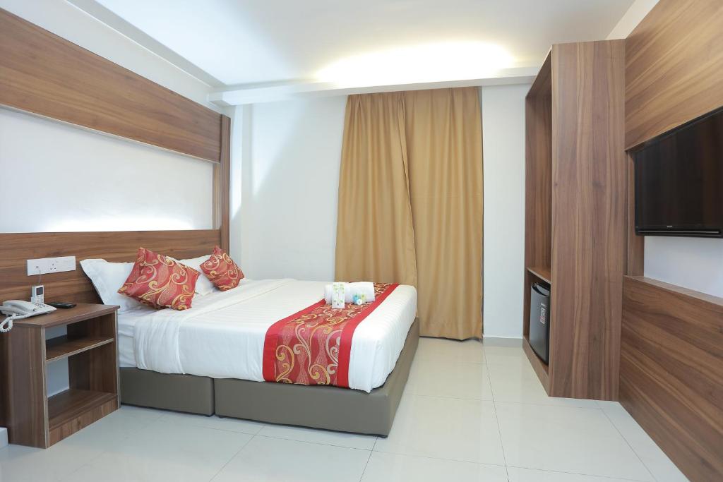 Двухместный (Номер Делюкс с кроватью размера «queen-size») отеля Bitz Bintang Hotel, Куала-Лумпур