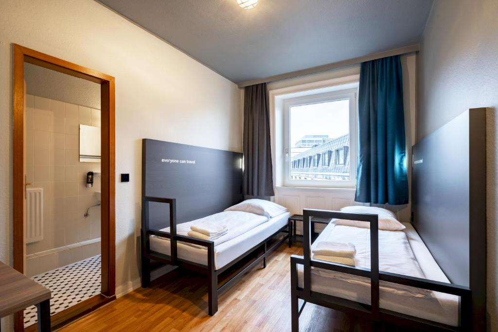 Двухместный (Двухместный номер с 2 отдельными кроватями) отеля A&O Hamburg Reeperbahn, Гамбург