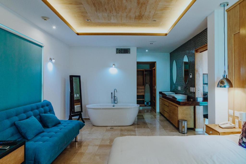 Сьюит (Presidential Suite with Bathtub), Soul Beach Luxury Boutique Hotel & Spa