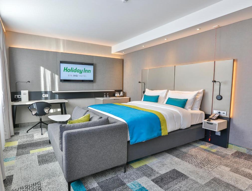 Двухместный (Business Double Room with Accessible Roll In Shower - Non-Smoking), Holiday Inn - Villingen - Schwenningen, an IHG Hotel