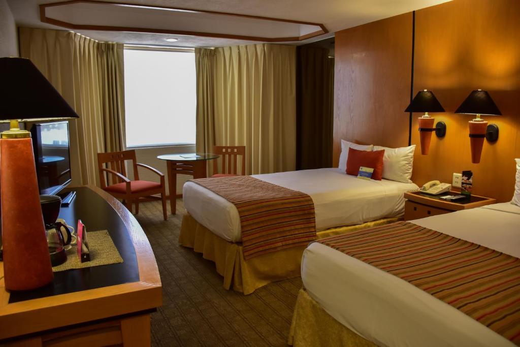 Двухместный (Двухместный номер с 1 кроватью) отеля Hotel Guadalajara Plaza Ejecutivo Lopez Mateos, Гвадалахара