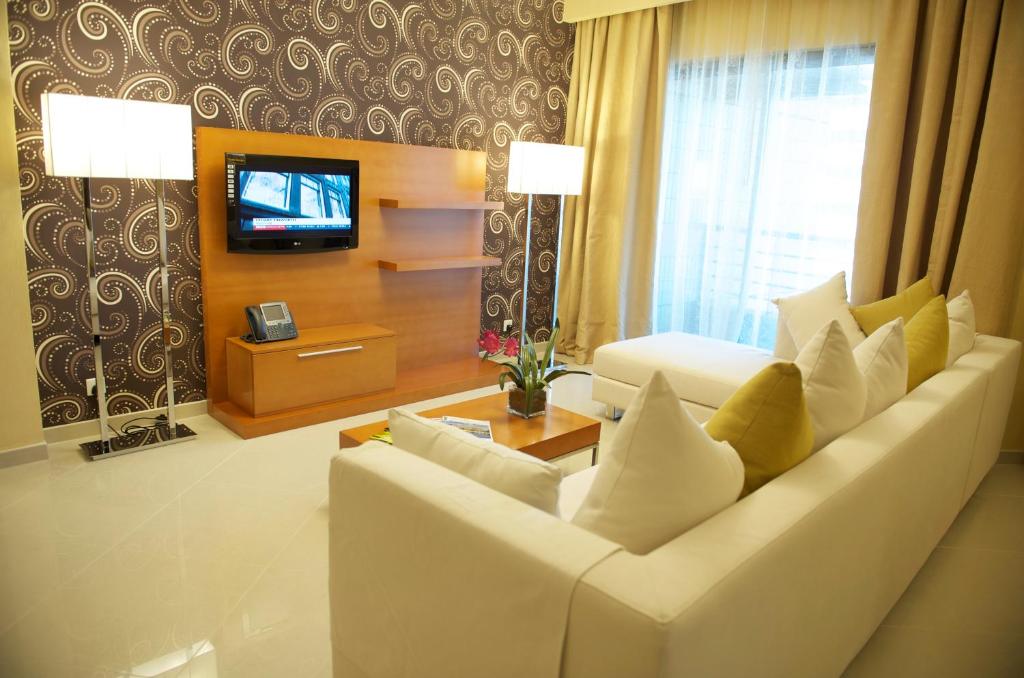 Апартаменты (Апартаменты с 2 спальнями) апарт-отеля Grand Belle Vue Hotel Apartment Dubai, Дубай