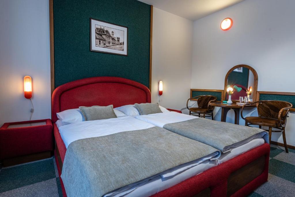 Двухместный (Двухместный номер с 1 кроватью или 2 отдельными кроватями) отеля Hotel Poprad, Попрад