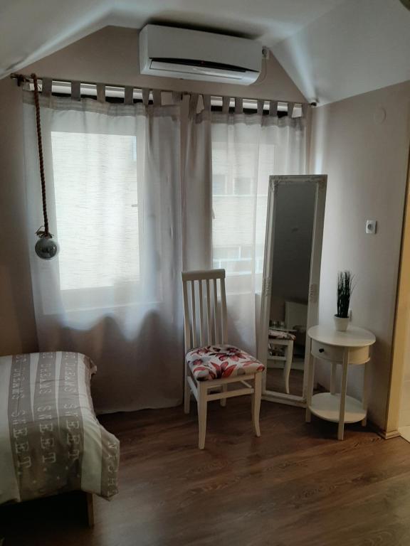 Двухместный (Двухместный номер с 2 отдельными кроватями) гостевого дома AnaMari apartment & loft rooms, Ниш