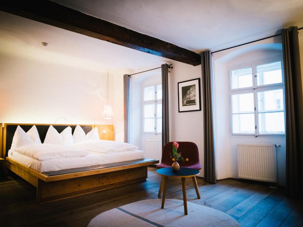 Двухместный (Двухместный номер Делюкс с 1 кроватью) отеля Arthotel Blaue Gans, Зальцбург