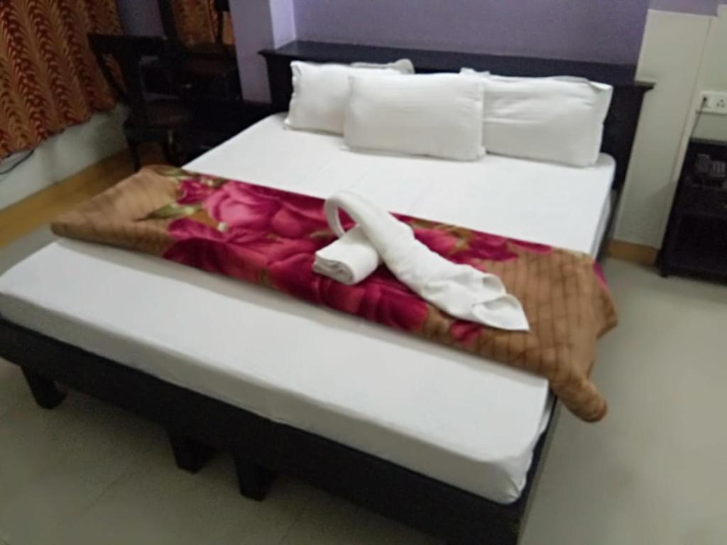 Двухместный (Номер Делюкс) отеля Hotel Krishna Residency, Амритсар