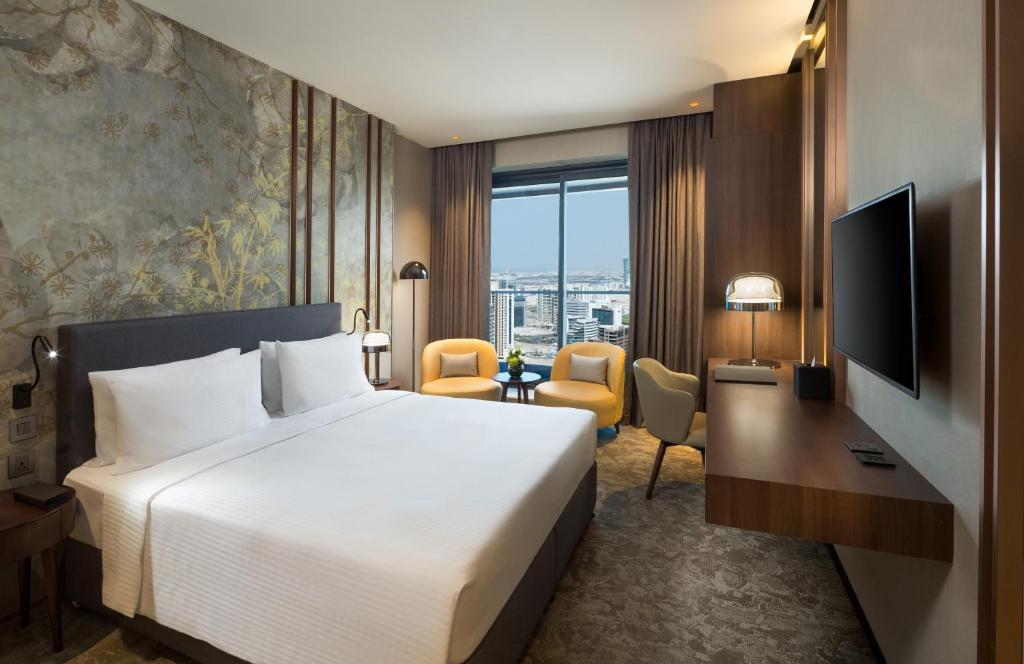 Двухместный (Улучшенный номер с кроватью размера «king-size») отеля Millennium Place Barsha Heights Hotel, Дубай