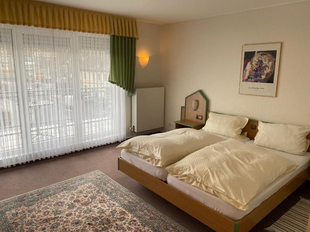 Двухместный (Двухместный номер с 1 кроватью), Hotel garni Am Brunnenplatz