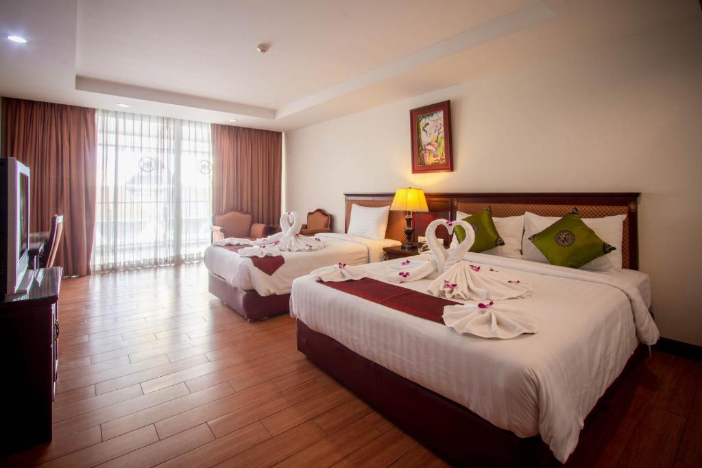 Двухместный (Двухместный номер Делюкс с 2 отдельными кроватями) отеля Nana Hiso, Бангкок