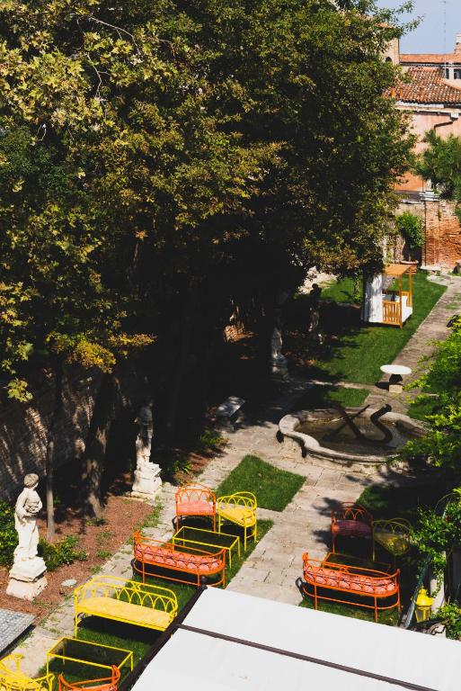 Сьюит (Полулюкс с видом на сад), Hotel San Sebastiano Garden