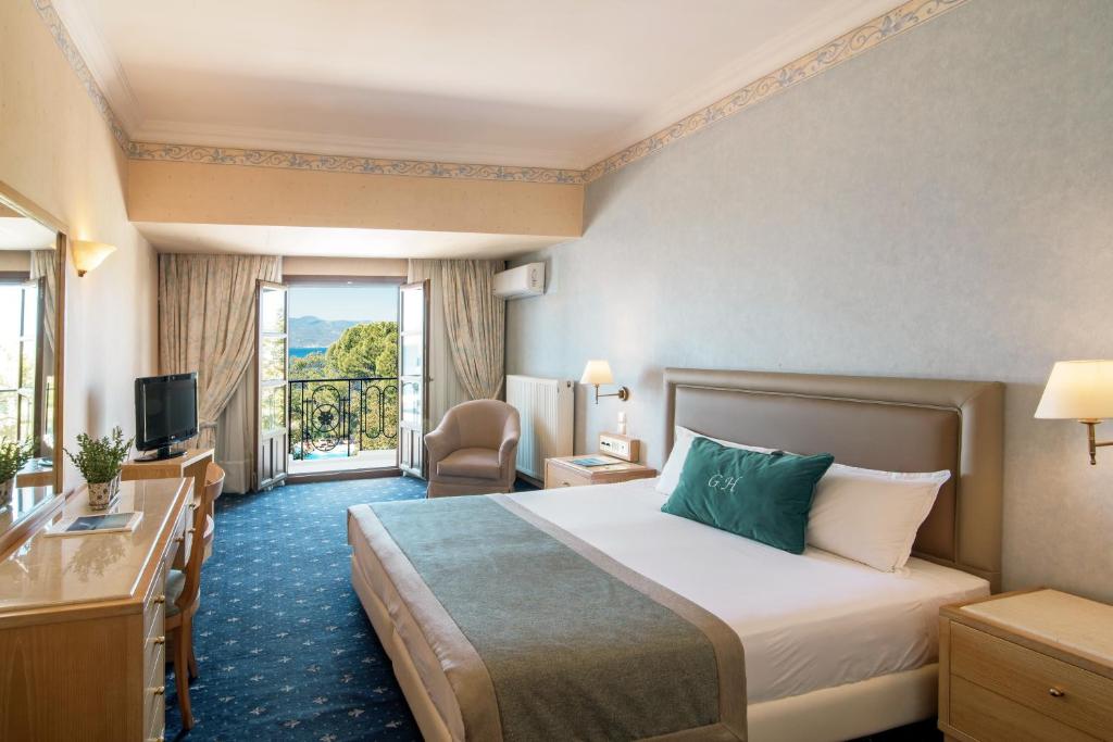 Двухместный (Двухместный номер с 2 отдельными кроватями и видом на море) курортного отеля Mitsis Galini Wellness Spa & Resort, Камена-Вурла