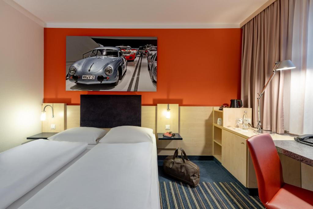 Двухместный (Улучшенный номер с 1 кроватью размера «queen-size») отеля Mercure Stuttgart City Center, Штутгарт