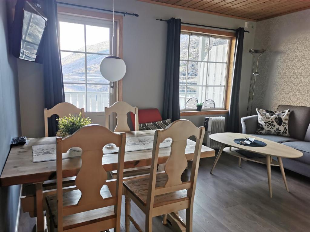 Апартаменты (Апартаменты с 2 спальнями) отеля Flåm Marina & Apartments, Берген (Северное море)