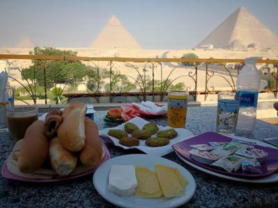 Двухместный (Двухместный номер с 1 кроватью или 2 отдельными кроватями) отеля Pyramids View Inn, Каир