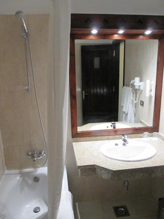Двухместный (Стандартный двухместный номер с 1 кроватью и видом на сад) курортного отеля Arabella Azur Resort, Хургада
