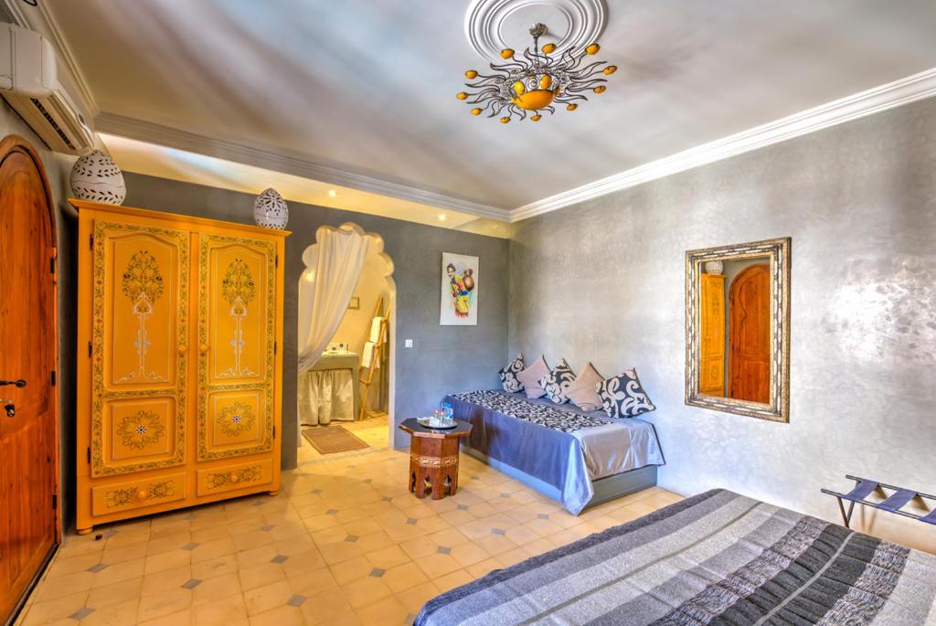 Двухместный (Улучшенный двухместный номер «Альджеди» с 1 кроватью) отеля Riad Janoub, Тизнит