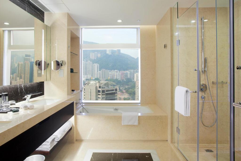 Сьюит (Представительский люкс - Для некурящих), Crowne Plaza Hong Kong Causeway Bay