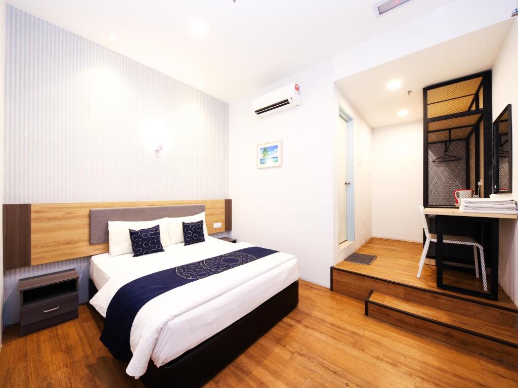 Двухместный (Стандартный двухместный номер с 1 кроватью) отеля OYO Capital O 1225 Agape Hotel Selayang, Куала-Лумпур