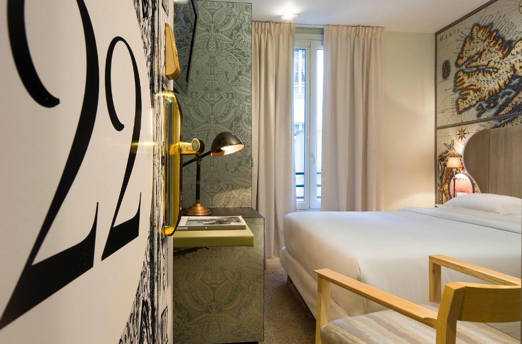 Двухместный (Двухместный номер с 1 кроватью) отеля Hôtel du Continent, Париж