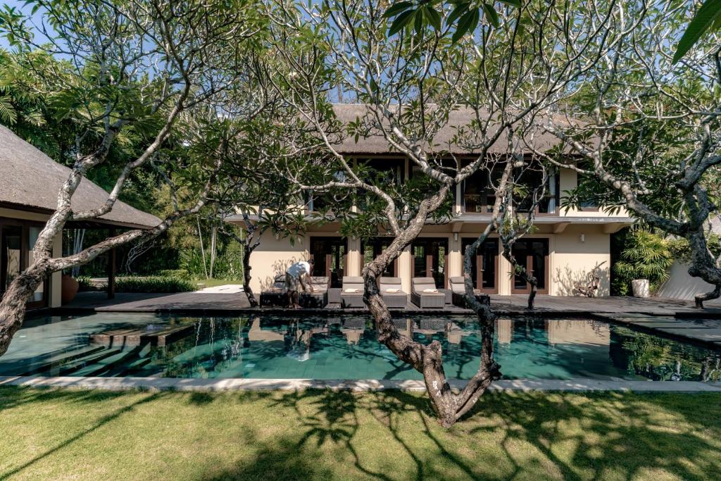 Вилла (Вилла с тремя спальнями и частным бассейном), Kayumanis Nusa Dua Private Villa & Spa