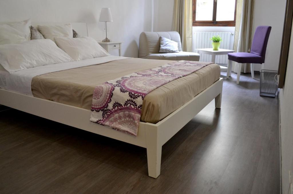 Двухместный (Улучшенный двухместный номер с 1 кроватью) гостевого дома Green Domus, Флоренция