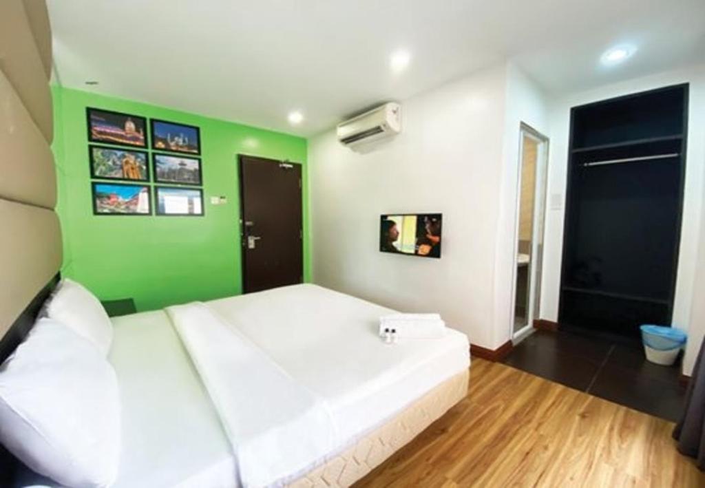 Двухместный (Представительский номер с кроватью размера «king-size») отеля Timez Business Hotel, Куала-Лумпур