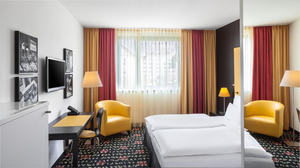 Двухместный (Двухместный номер с 2 отдельными кроватями - Для некурящих) отеля angelo by Vienna House Munich Westpark, Мюнхен