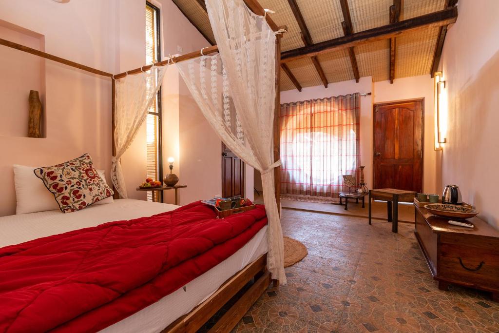 Двухместный (Двухместный номер Делюкс с 1 кроватью и душем) курортного отеля The Hammock Goa, Анжуна