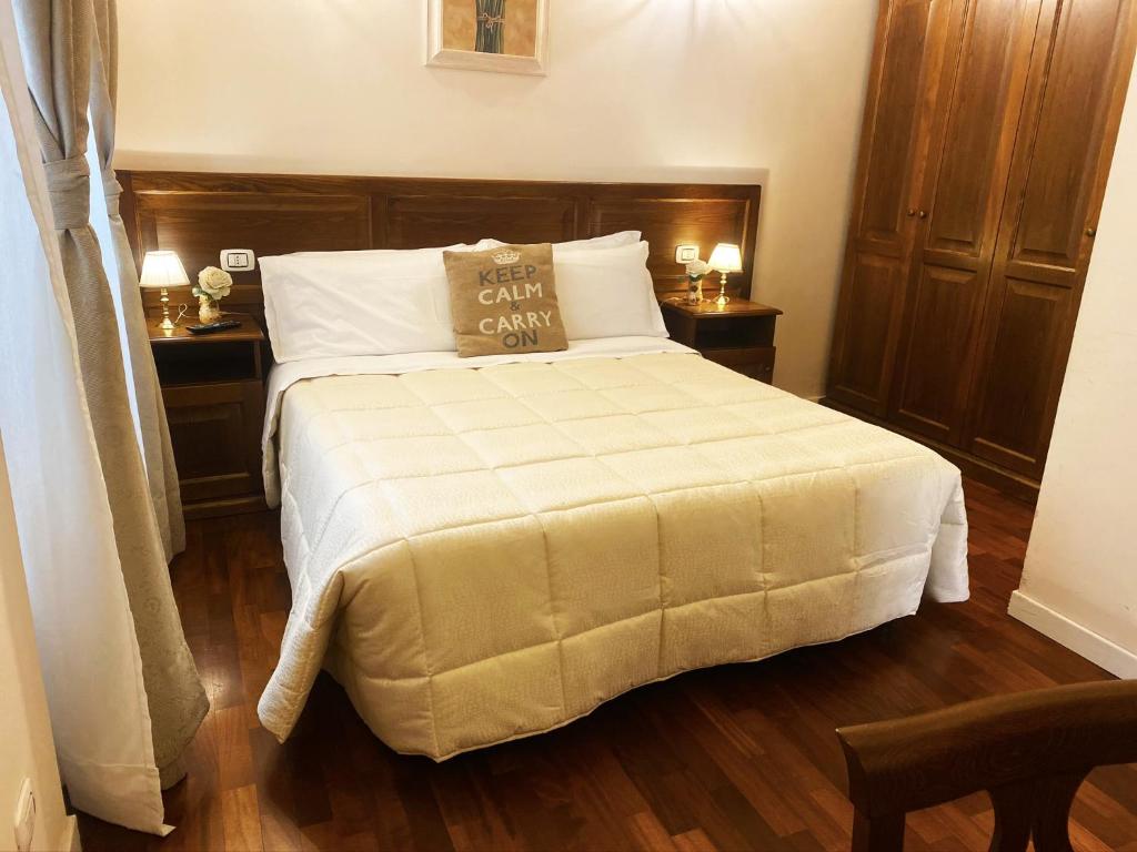 Двухместный (Двухместный номер с 1 кроватью и собственной ванной комнатой) гостевого дома Relais Cavour, Рим