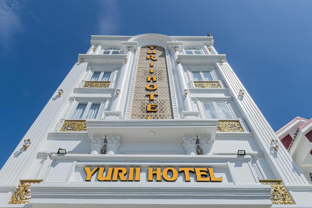 Yurii Hotel