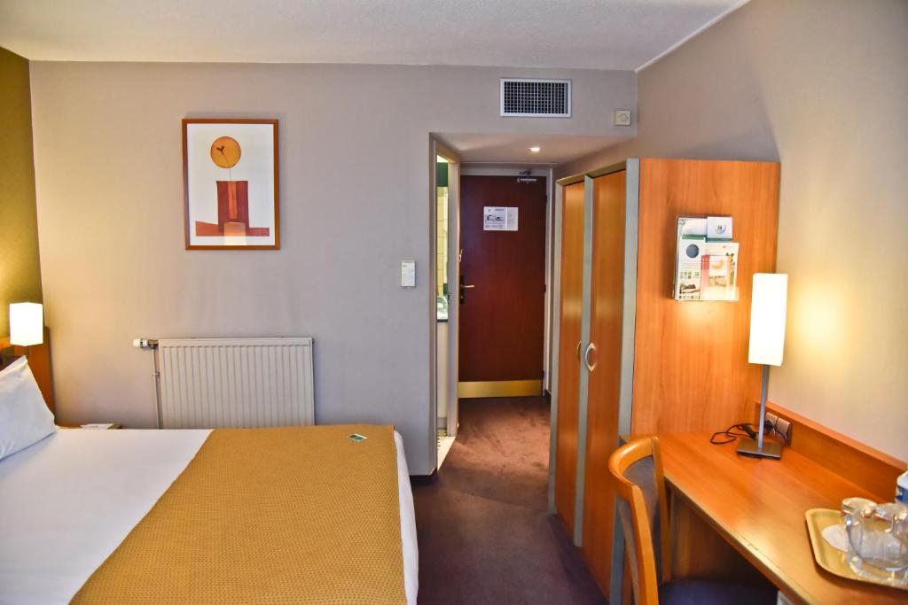 Двухместный (Номер с кроватью размера «queen-size»), Holiday Inn Calais