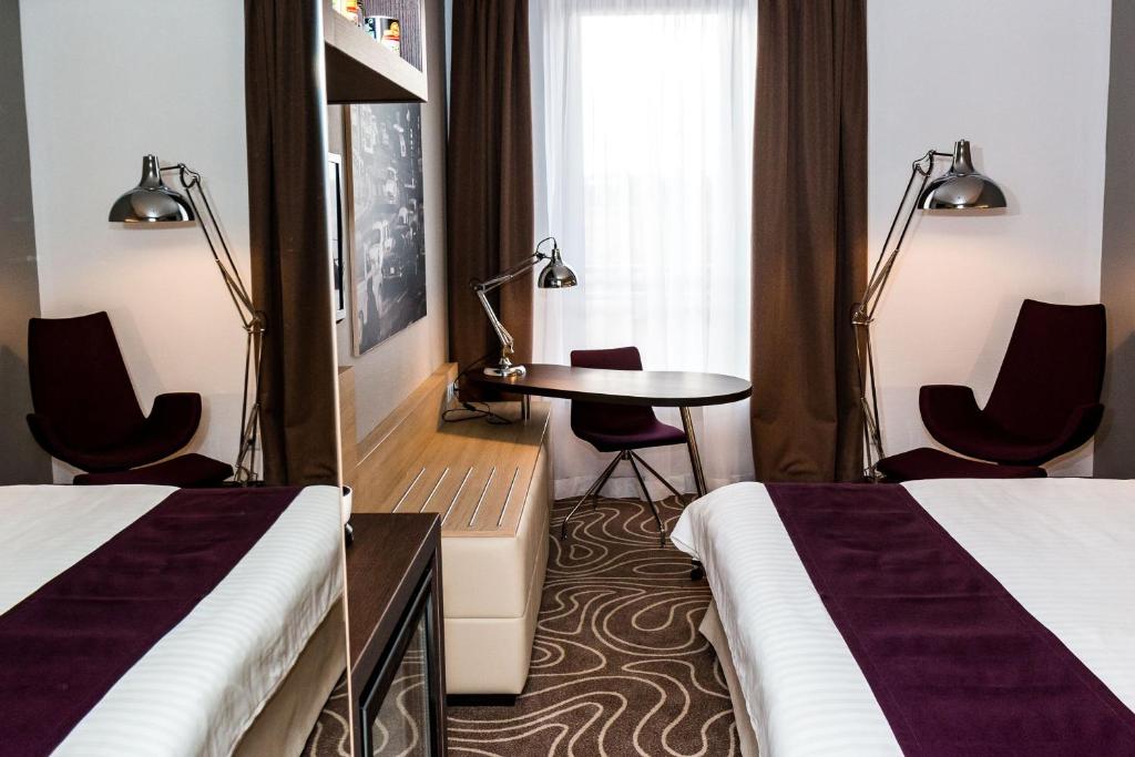 Двухместный (Представительский номер с кроватью размера «king-size» - Для некурящих) отеля Holiday Inn Budapest-Budaörs, Будаорш