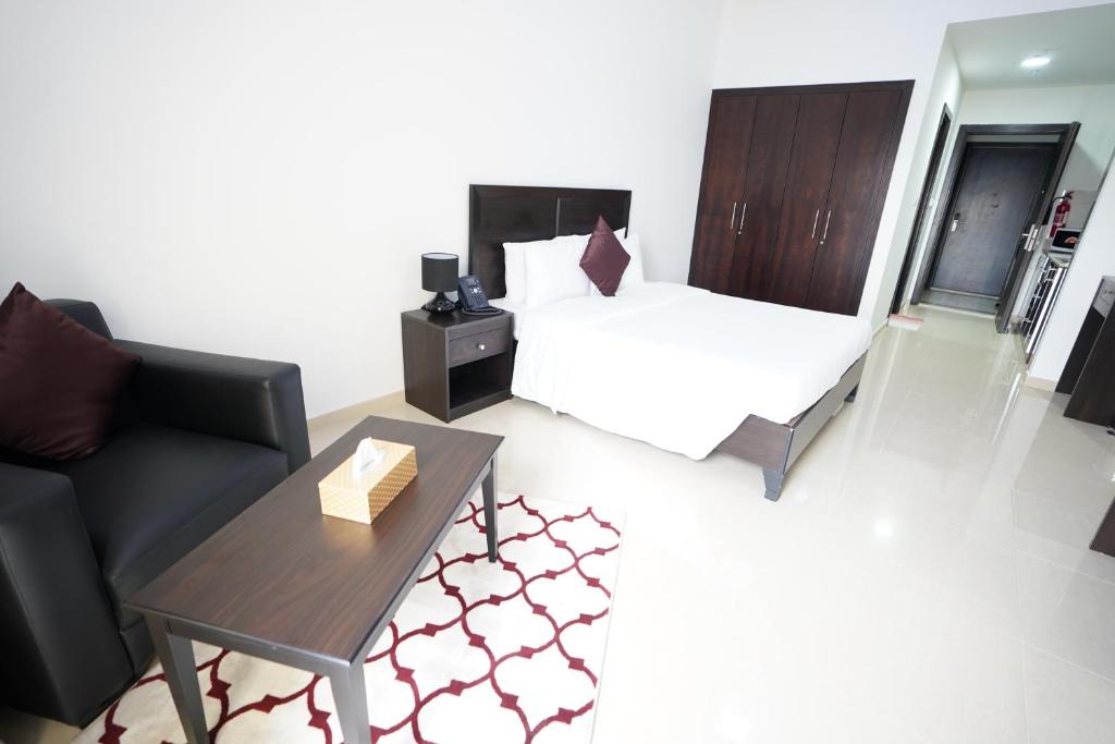 Двухместный (Стандартный двухместный номер с 1 кроватью) отеля Aurak Guest House, Рас-эль-Хайма