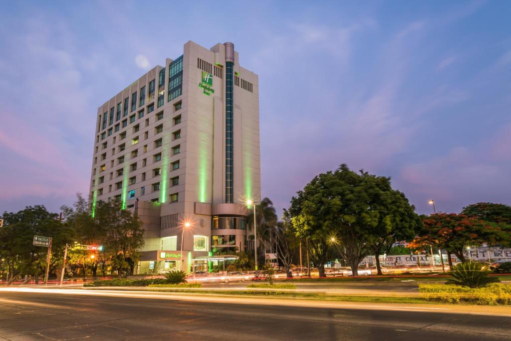 Holiday Inn Guadalajara Select, Гвадалахара