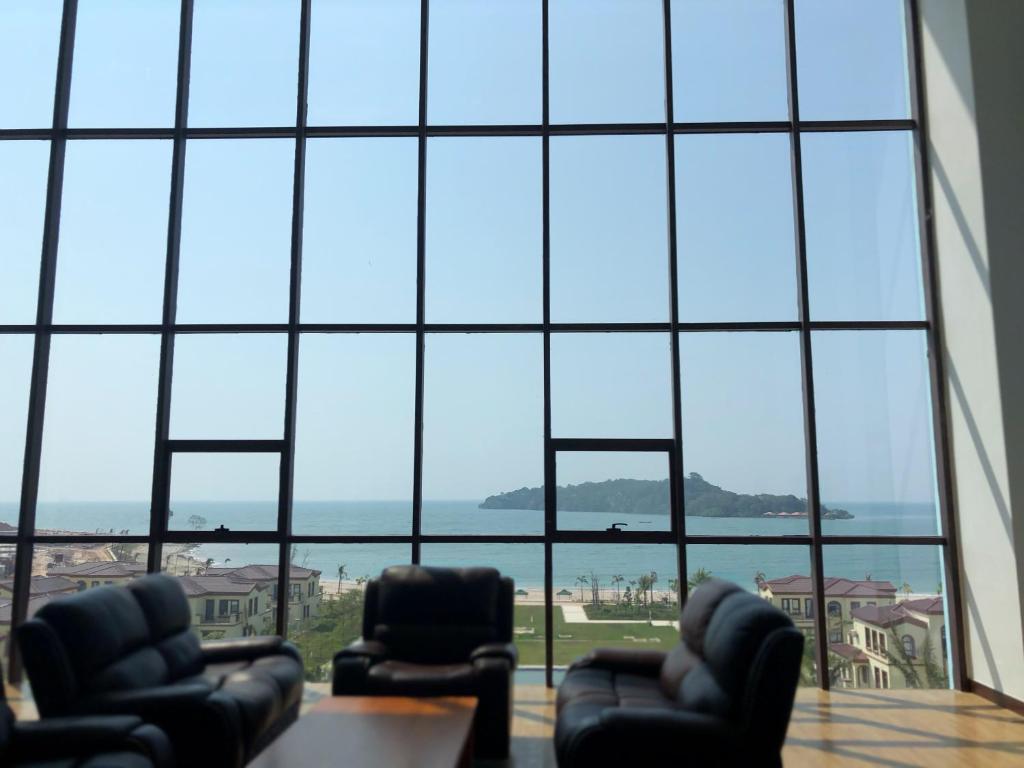 Вилла (Вилла с видом на море) отеля Sealong Bay ZhongQi Conifer Hotel, Сиануквиль