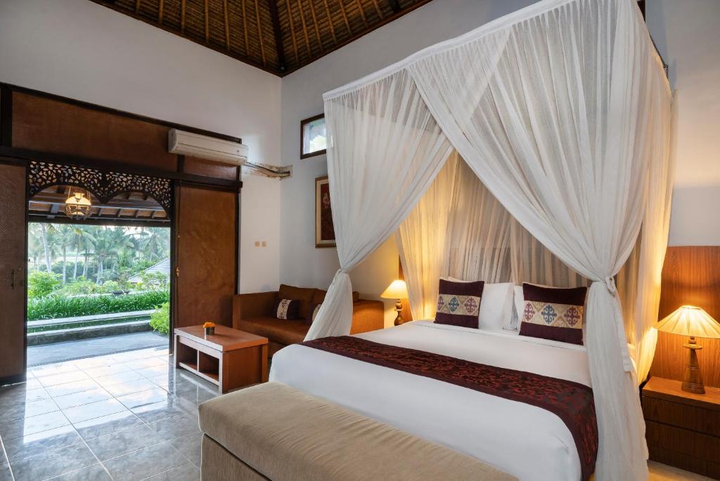 Вилла (Вилла с видом на рисовое поле, 2 спальнями и собственным бассейном) курортного отеля Amatara Agung Raka, Убуд