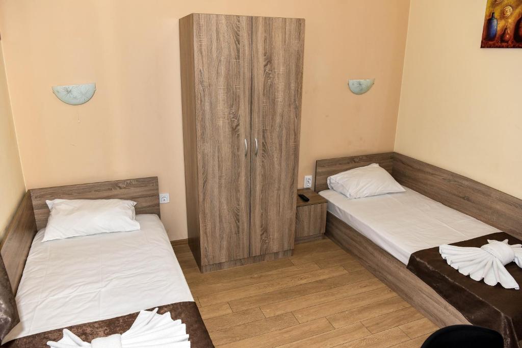 Двухместный (Небольшой двухместный номер с 1 кроватью) апарт-отеля Twain Apart&Rooms, София