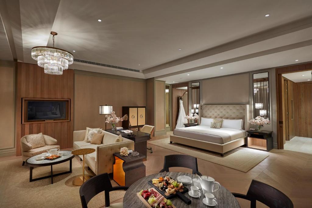 Сьюит (Люкс для новобрачных) курортного отеля Mandarin Oriental Jumeira, Dubai, Дубай