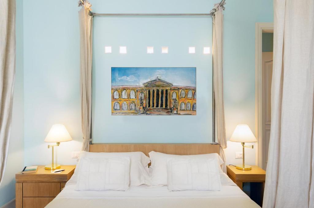 Двухместный (Superior room with a four poster bed), Hotel Palazzo Brunaccini