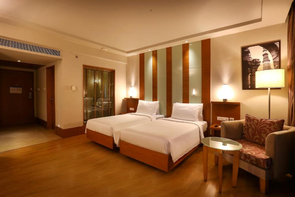 Двухместный (Улучшенный двухместный номер с 1 кроватью или 2 отдельными кроватями) отеля Radisson Blu Hotel Chennai City Centre, Ченнаи