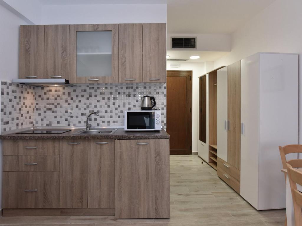 Апартаменты (Апартаменты - 1-й этаж), Azur Apartments - Nikiti Halkidiki