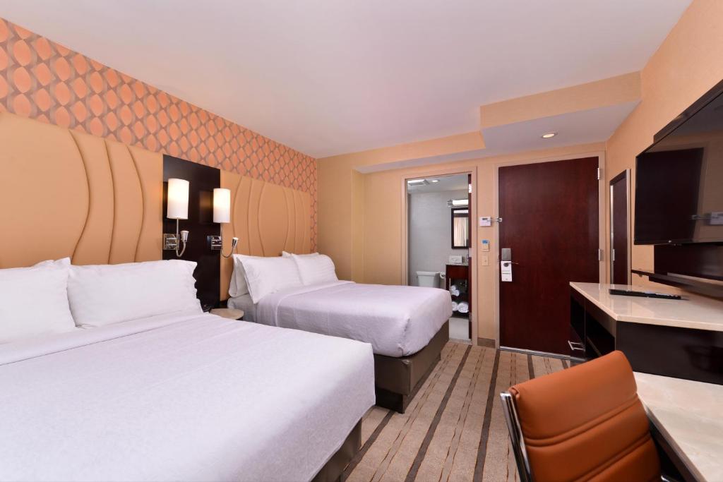 Двухместный (Двухместный номер с 1 кроватью) отеля Holiday Inn New York City - Times Square, an IHG Hotel, Нью-Йорк