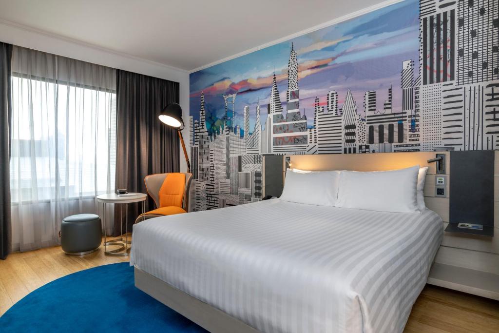 Двухместный (Номер Делюкс с кроватью размера «queen-size»), Отель Novotel Bangkok on Siam Square